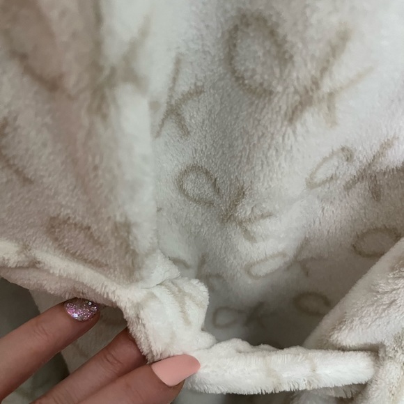 LAST CALL💕 - Picture 9 of 13